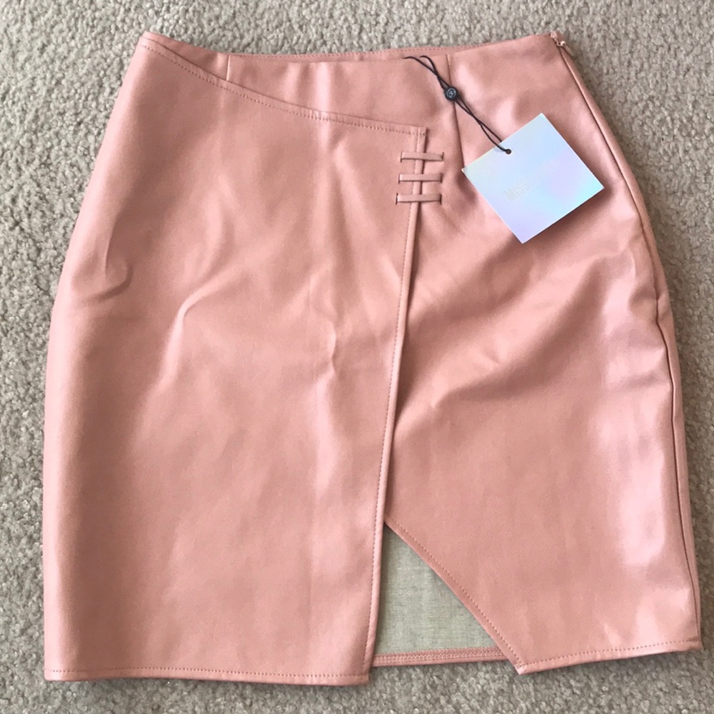 Misguided Patent leather skirt 🌸
